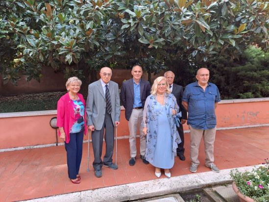 GRUPPO MAESTRI DA 20 ANNI 2004-2024 GRUPPO MAESTRI DA 20 ANNI 2004-2024